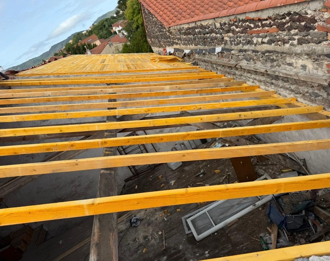 Réparation urgence toiture Vendée